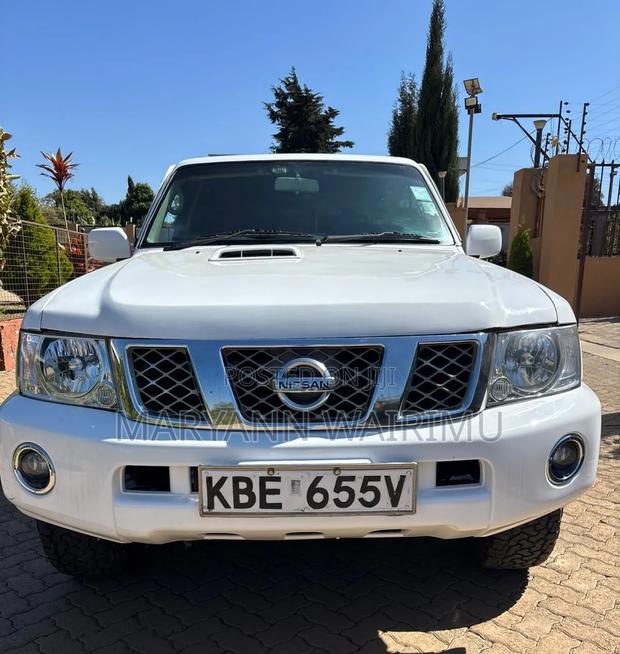 Nissan Patrol 2008 White