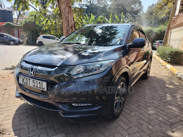 Honda Vezel 2017 Gray