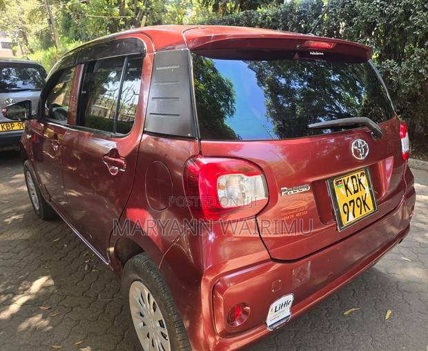 Toyota Passo 2016 Burgundy