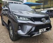 Toyota Fortuner 2016 Gray for sale