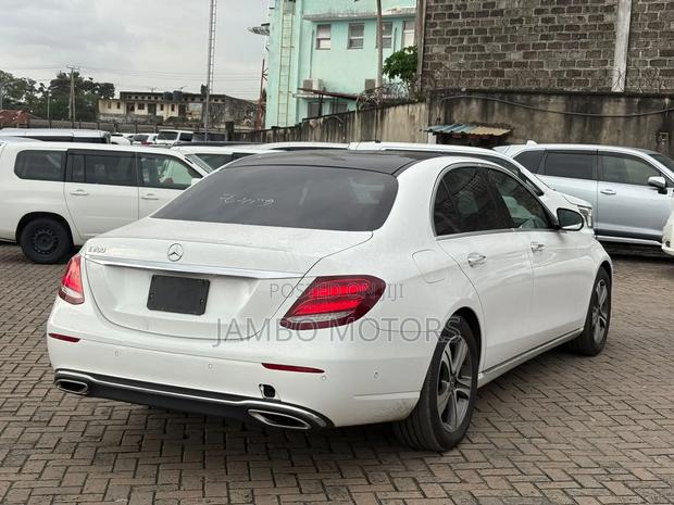 Mercedes-Benz E200 2020