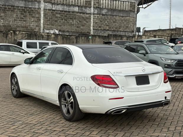 Mercedes-Benz E200 2020