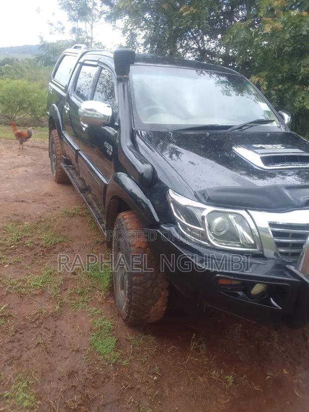 Toyota Hilux 2009 Black