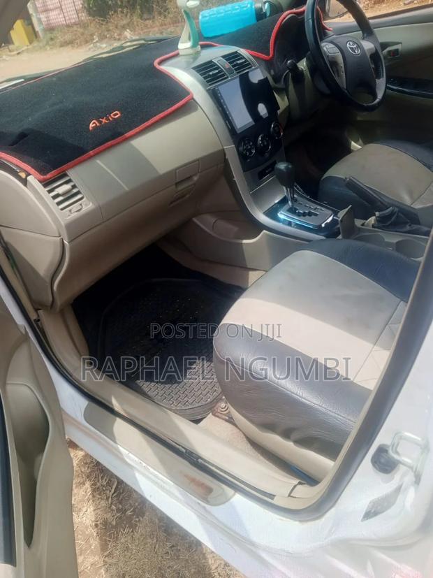Toyota Axio 2009 White