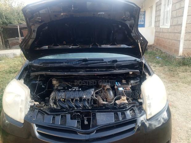 Toyota Passo Sette 2012 Blue