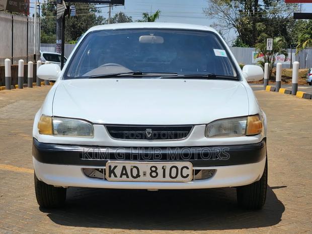 Toyota Corolla 1997 Pearl