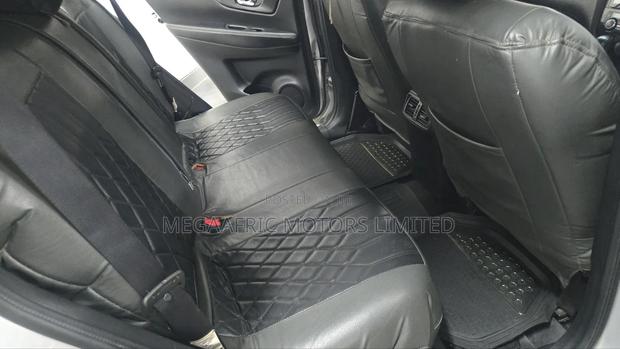 Nissan X-Trail 2015 Silver