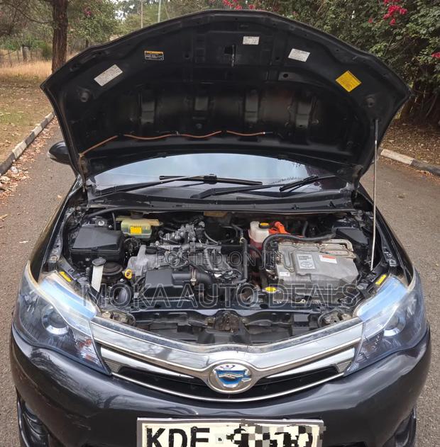 Toyota Corolla Fielder 1.5 Hybrid FWD 2014 Black