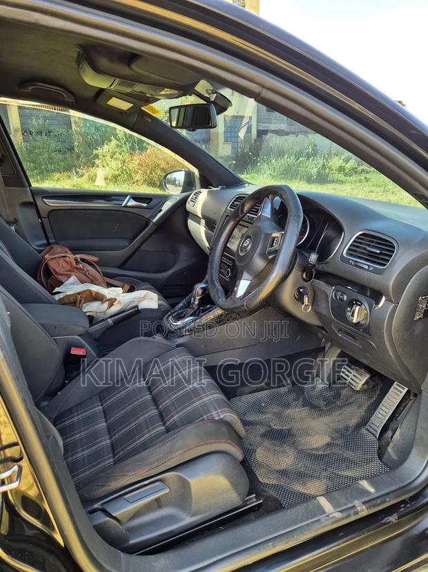 Volkswagen Golf R 4-Door 2013 Black