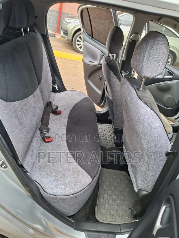 Toyota Vitz 1.0 FWD 3dr 2003 Silver