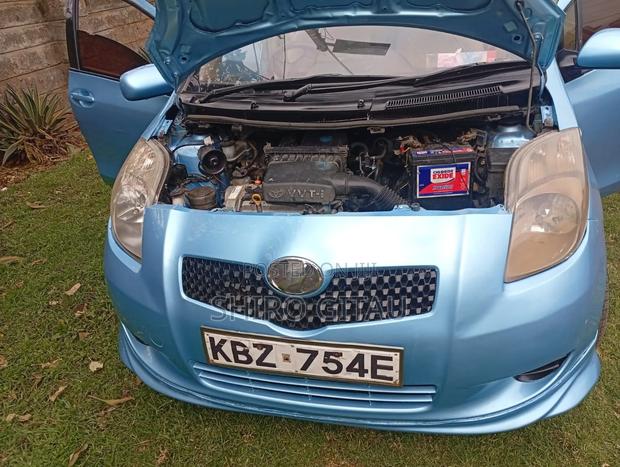 Toyota Vitz 2007 Blue