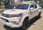 Toyota Hilux 2012 White for sale