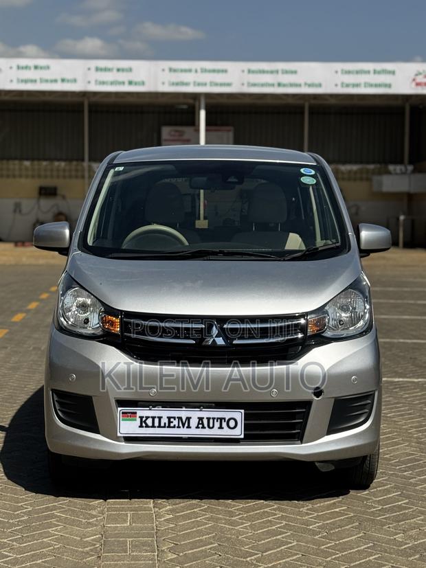 Mitsubishi EK Wagon 660 FWD 2019 Silver