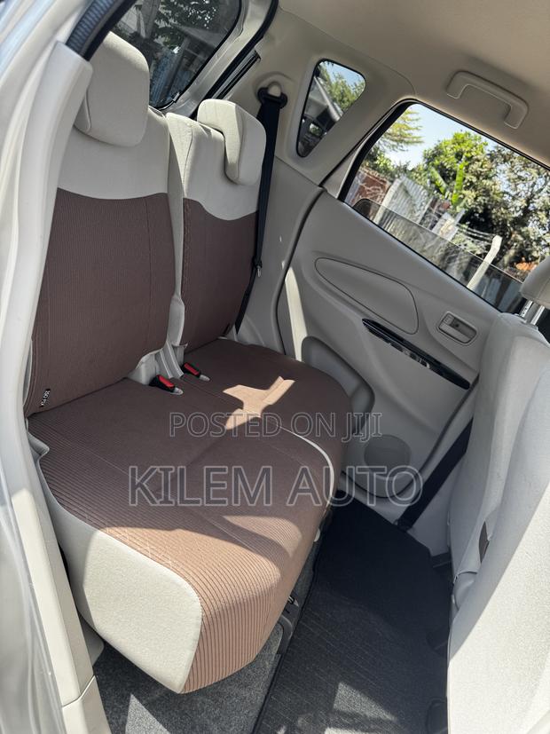 Mitsubishi EK Wagon 660 FWD 2019 Silver