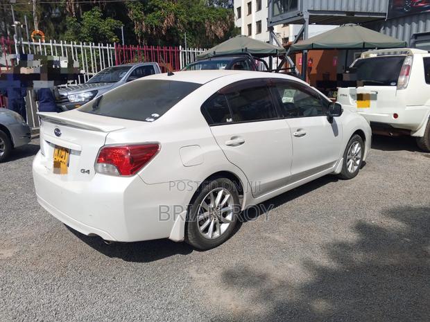 Subaru 1600 2012 White