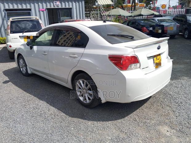 Subaru 1600 2012 White