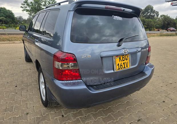 Toyota Kluger 2006 Blue