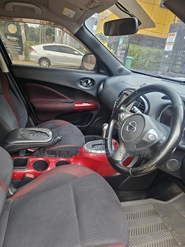 Nissan Juke 2011 Gray