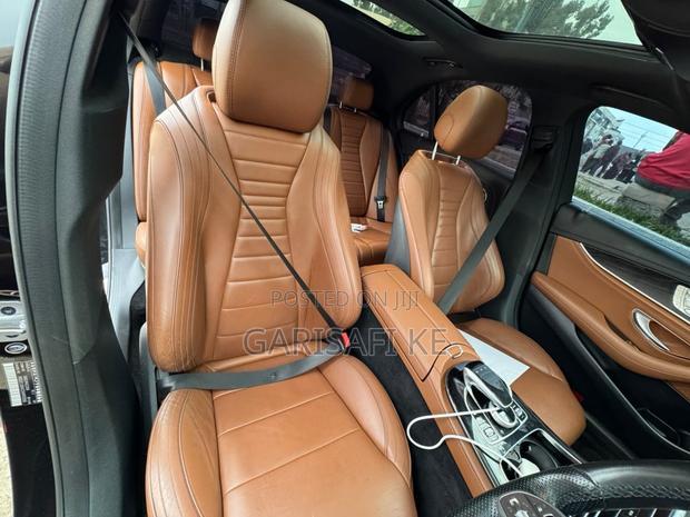 Mercedes-Benz E200 2018 Black