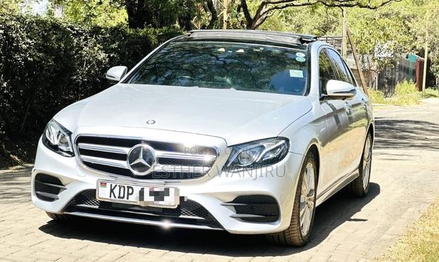 Mercedes-Benz E200 2017 Gray