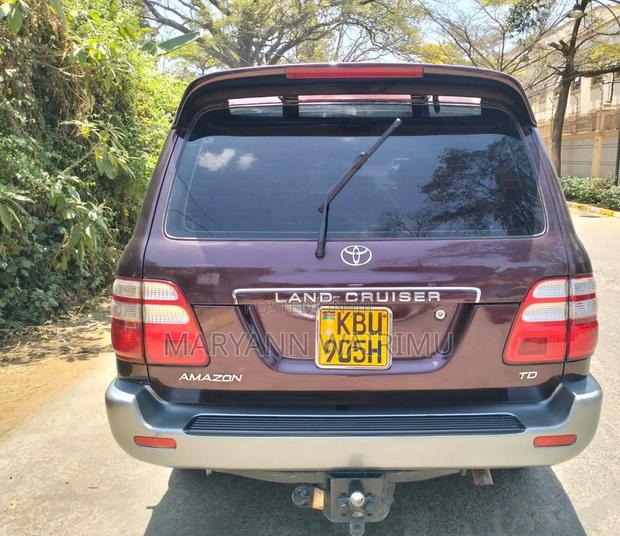 Toyota Land Cruiser 2006 Burgundy