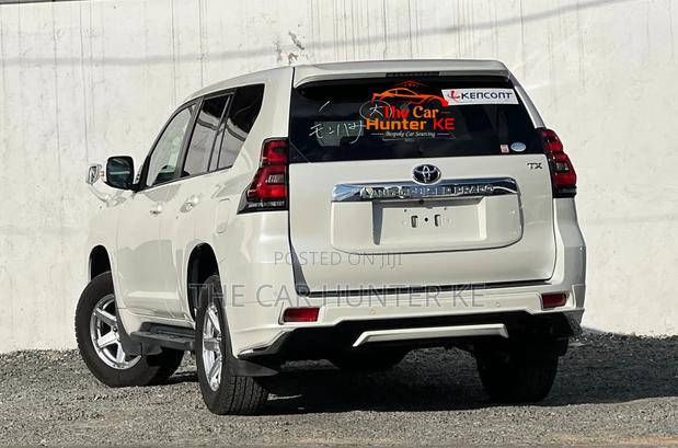 Toyota Land Cruiser Prado 2.7 2019 Pearl