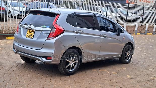 Honda Fit 2017 Silver