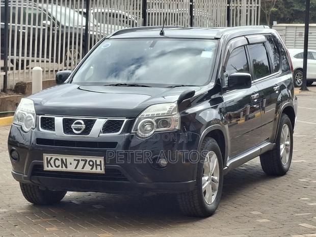 Nissan X-Trail 2.0 Petrol XE 2010 Black