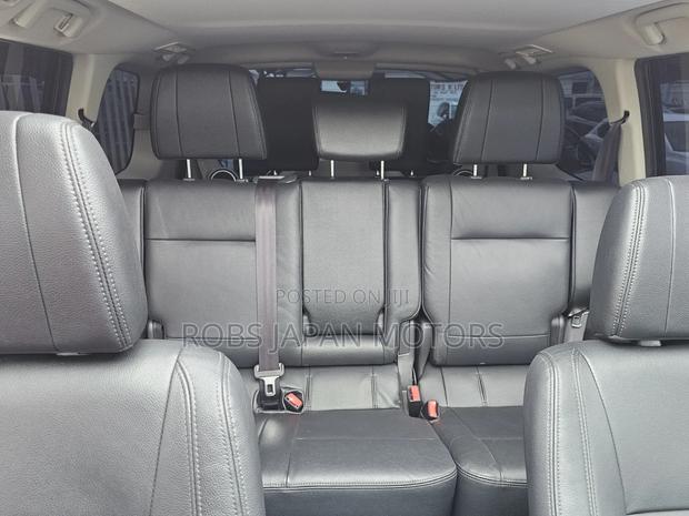 Mitsubishi Pajero V90 3.2 DI-D GL 2019 Gold