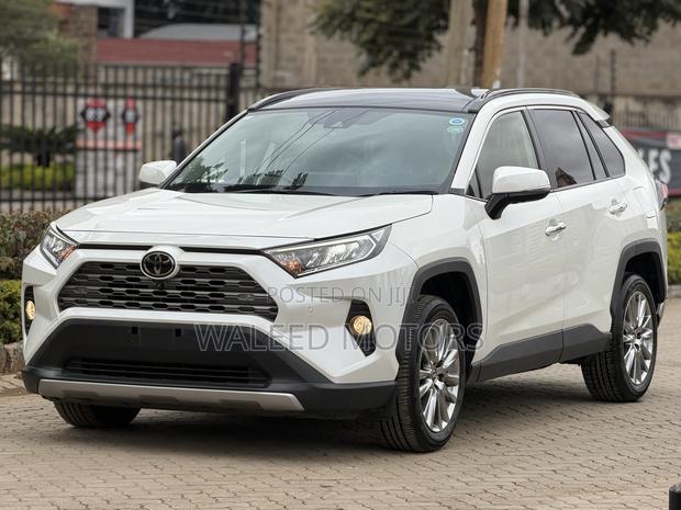 Toyota RAV4 2020 White