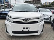 Toyota Voxy V 2WD 7-Seater 2019 White for sale