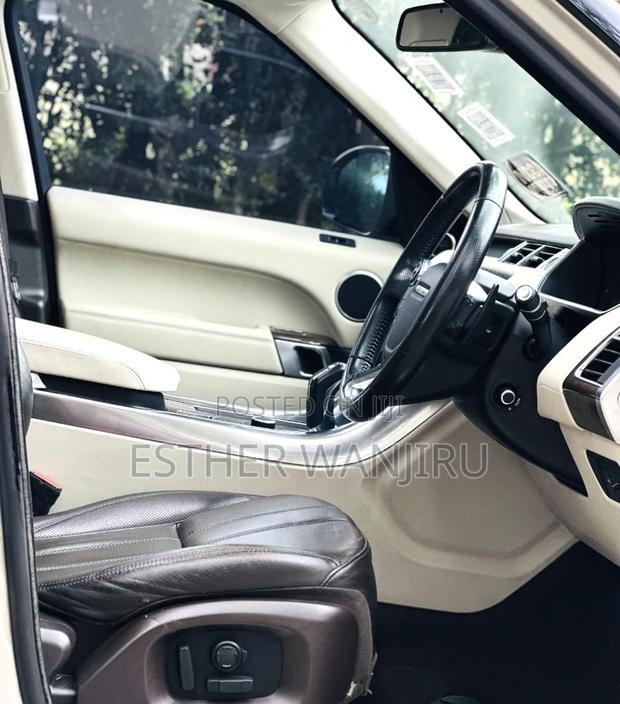Land Rover Range Rover Sport 2016 Gold
