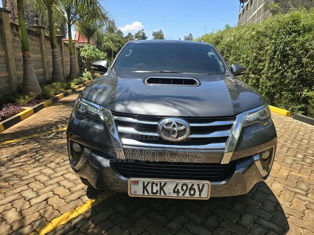 Toyota Fortuner 2016 Silver