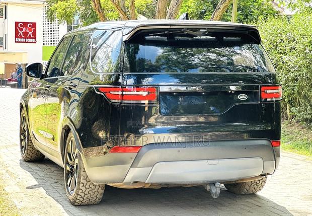 Land Rover Discovery 2017 Black