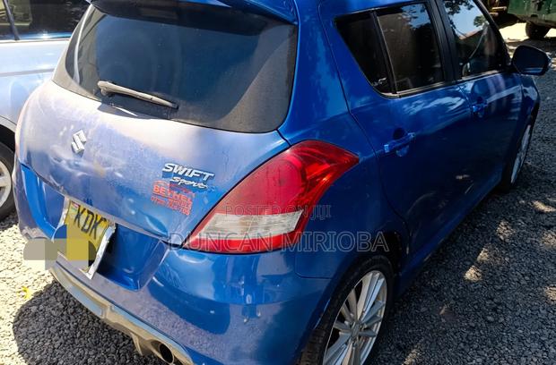 Suzuki Swift 2015 Blue