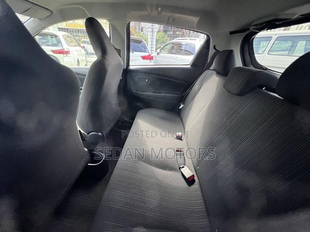 Toyota Vitz 2019 Gray