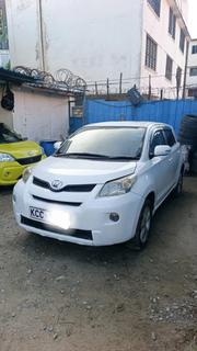 Toyota IST 2009 White for sale