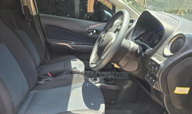 Nissan Note 2018 Silver
