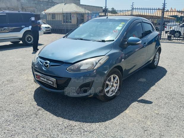 Mazda Demio 2014 Blue