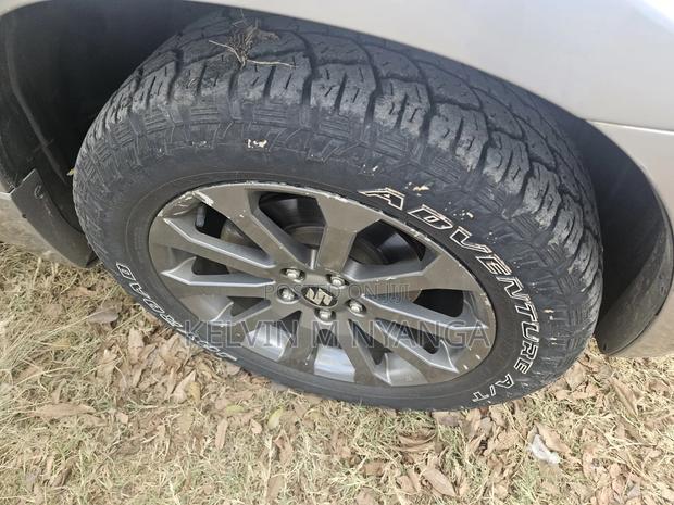 Suzuki Escudo SV Premium 2014 Gray