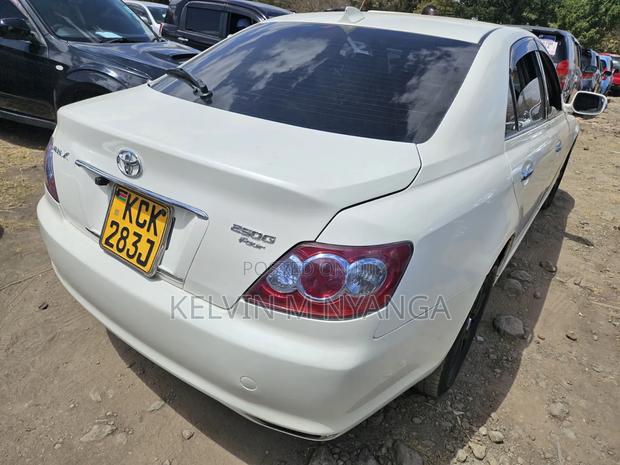 Toyota Mark X 2009 White