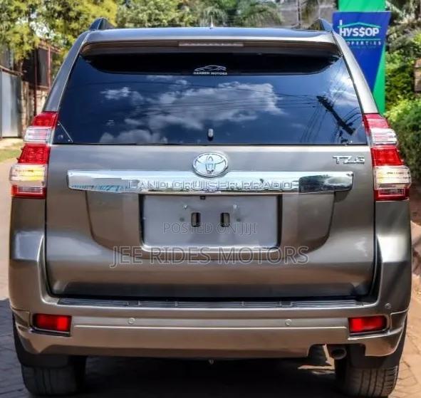 Toyota Land Cruiser Prado 2015 Teal