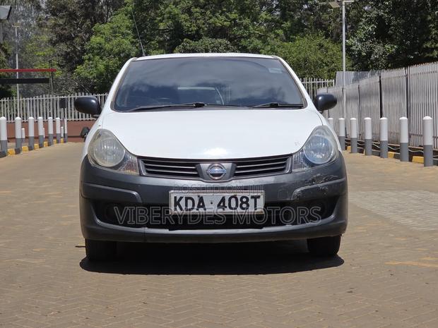 Nissan Advan 2013 White