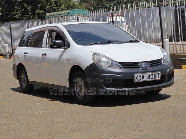 Nissan Advan 2013 White