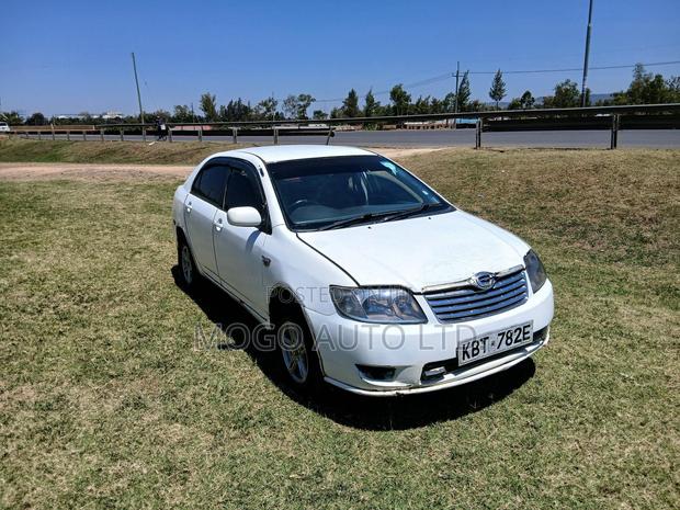 Toyota Corolla 2005 White