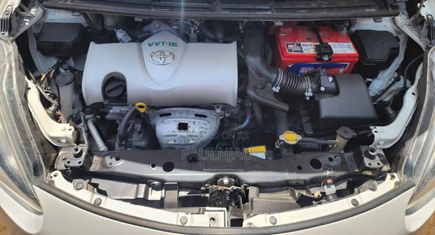 Toyota Sienta 2016 White