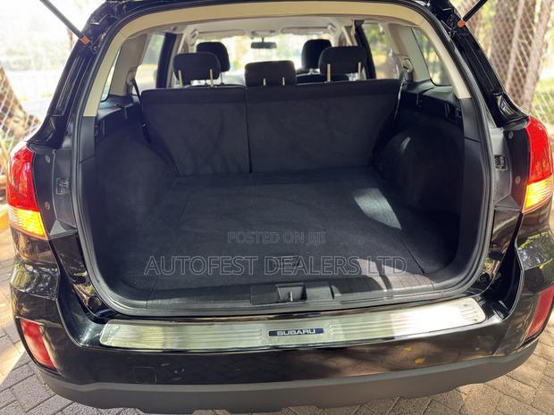 Subaru Outback 2.5 2009 Black