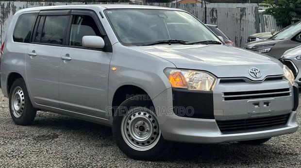Toyota Succeed 2019 Silver