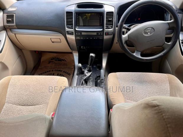 Toyota Land Cruiser Prado 2.7 5dr 2004 White