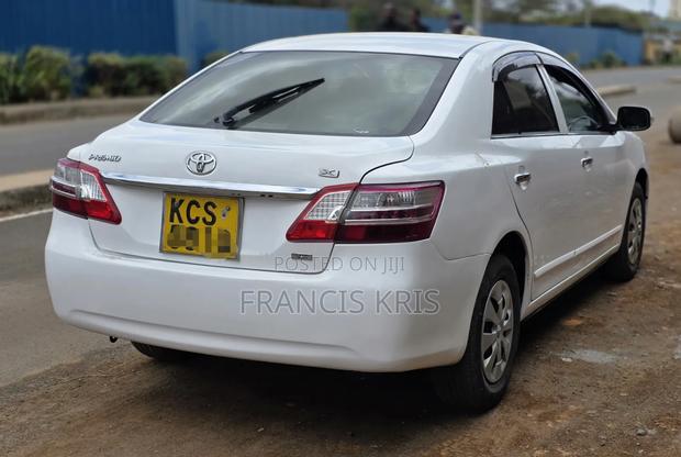 Toyota Premio 2011 White